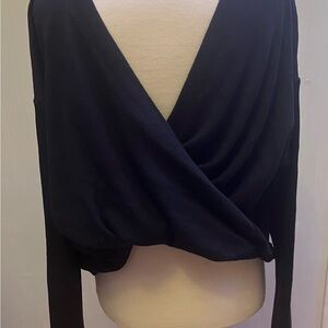 Athleta Women’s Black Open Twist Back Deep Double V Back Long Sleeve Shirt (XS)